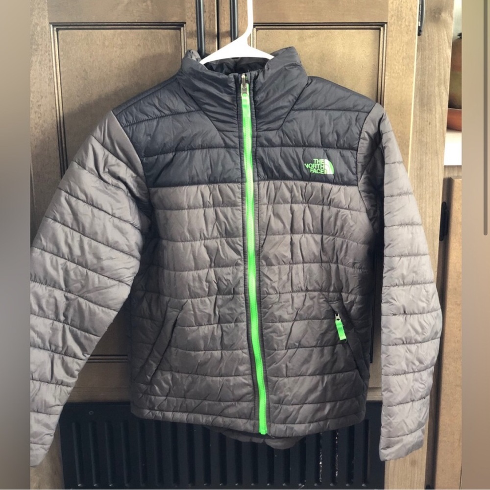 North Face Puffy / Like New